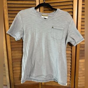 Free Planet Men's Light Gray Short Sleeve Tee Size M